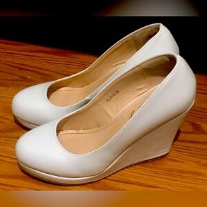 Size 7.5 White Wedge Heels